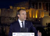 Γαλλικός Τύπος: Θαυμασμός για την ομιλία του Εμανουέλ Μακρόν στην Αθήνα
