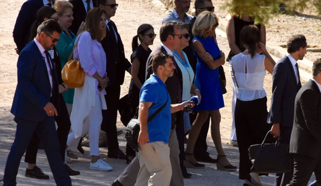 Brigitte Macron: Στην Αρχαία Αγορά ξεναγείται η σύζυγος του Εμανουέλ Μακρόν