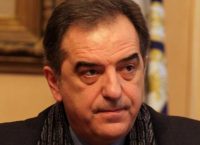 Από την παλιά στη νέα πολιτική: από το ψεύτικο στο αληθινό