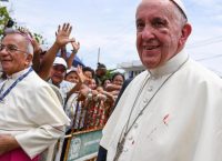 Άγιος Γεώργιος: Χιλιάδες παγωτά προσφέρει ο Πάπας για τη γιορτή του