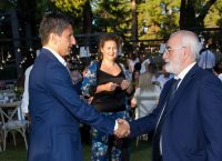Στήριξη Ιβάν σε Λουτσέσκου!