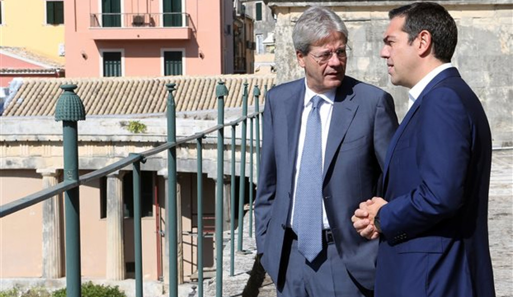 Πάολο Τζεντιλόνι: Κρίση στην κυβέρνηση της Ιταλίας