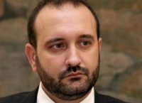 Κωνσταντίνος Κόλλιας: Iσχυρά κίνητρα στους φορολογούμενους για να ζητούν αποδείξεις