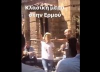 Ελένη Μενεγάκη: Η παρουσιάστρια χορεύει τσιφτετέλι στην Ερμού (vid)