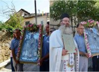 Λιτανεία της εικόνας της Αγίας Σοφίας στα σοκάκια του Ναυπλίου (pics & vid)