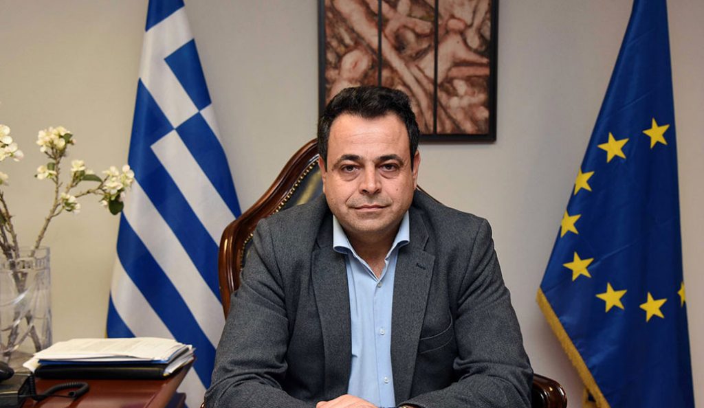 Σαντορινιός: Αύξηση του τουριστικού προϊόντος και ενίσχυση των υποδομών στα νησιά