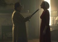“The Handmaid’s Tale”: Κέρδισε το βραβείο Emmy της καλύτερης δραματικής σειράς