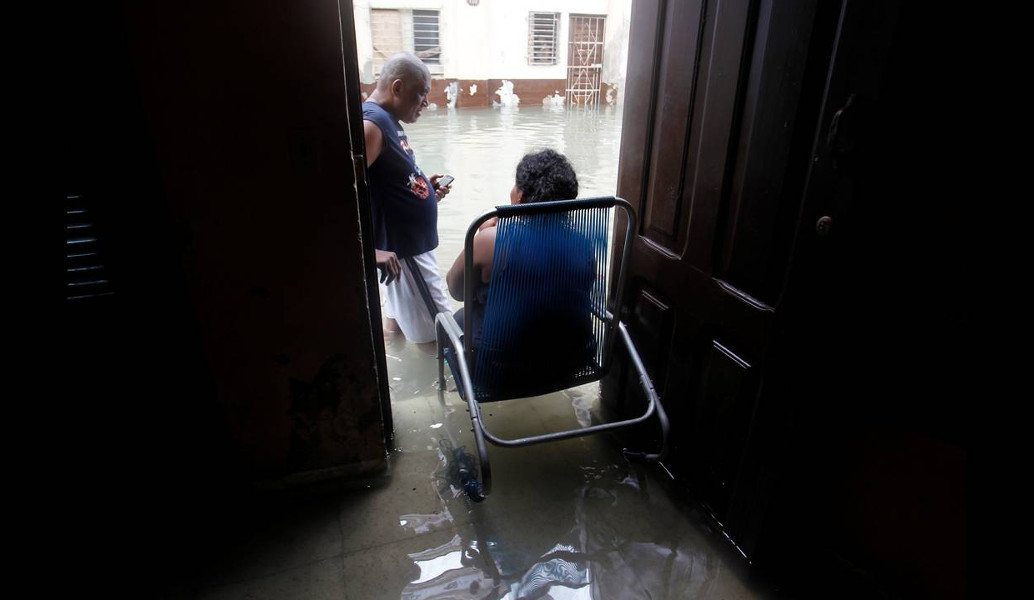 Κυκλώνας Μαρία: Σαρώνει την Καραϊβική (pics)