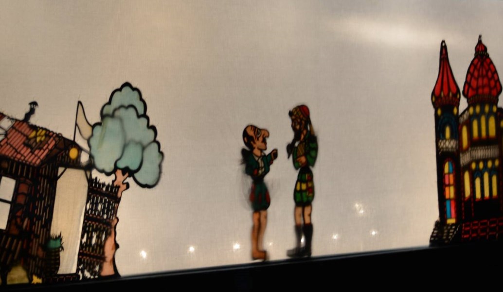 Οι “ΦΙΓΟΥΡΕΣ & ΚΟΥΚΛΕΣ” ενηλικιώνονται!