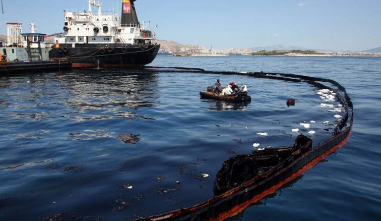 “Αγία Ζώνη ΙΙ”: Το πλοίο που έστειλαν στην απάντλησή του μετέφερε λαθραία καύσιμα