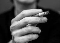 Γαλλία: Αυξήσεις στα τσιγάρα, στα 10 ευρώ το πακέτο στο τέλος του 2020
