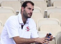 Απίστευτο ξέσπασμα Κακιούζη για Ολυμπιακό: «Έλεος με αυτήν την… π@π@ρι@»!