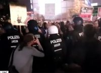 Γερμανικές Εκλογές: Επεισόδια έξω από τα γραφεία του AfD (pics)