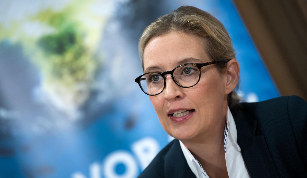 Alice Weidel: Αυτή είναι η 38χρονη ηγέτιδα του ακροδεξιού AfD (pics)