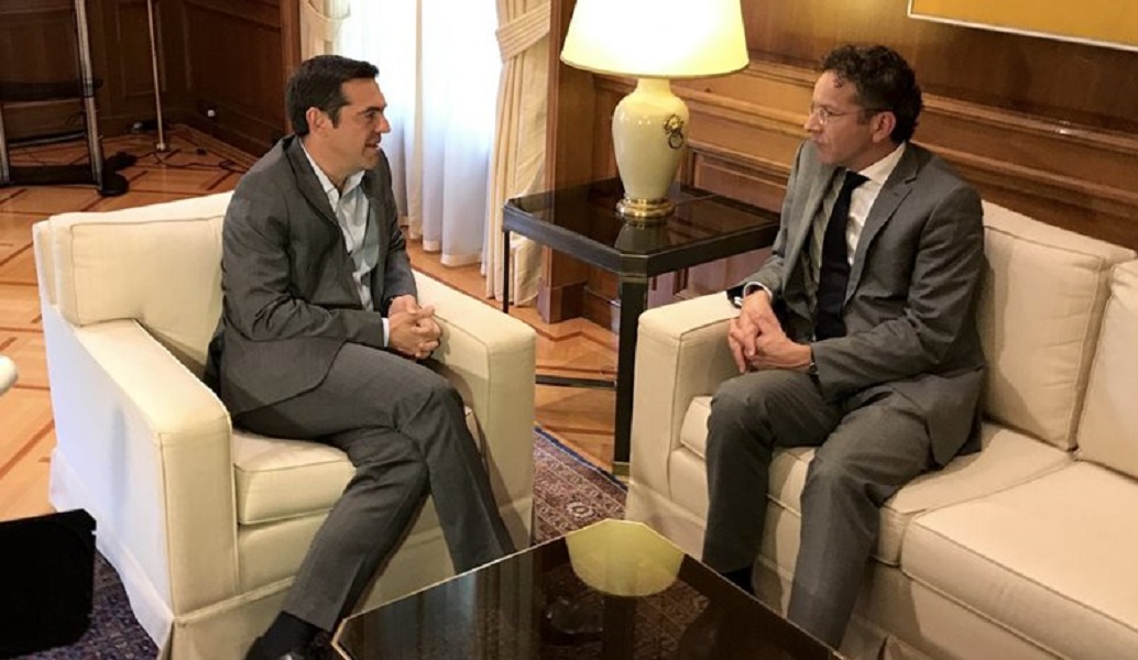 Τσίπρας – Ντάισελμπλουμ: Ραντεβού αυτή την ώρα στο Μέγαρο Μαξίμου