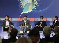 Συνέδριο Economist: Εθνικό σχέδιο ανάπτυξης και μεταρρυθμίσεις για έξοδο από τα μνημόνια