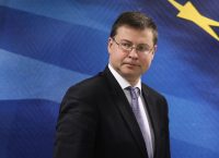 Βάλντις Ντομπρόβσκις: Δεν τίθεται θέμα για κούρεμα του χρέους της Ελλάδας