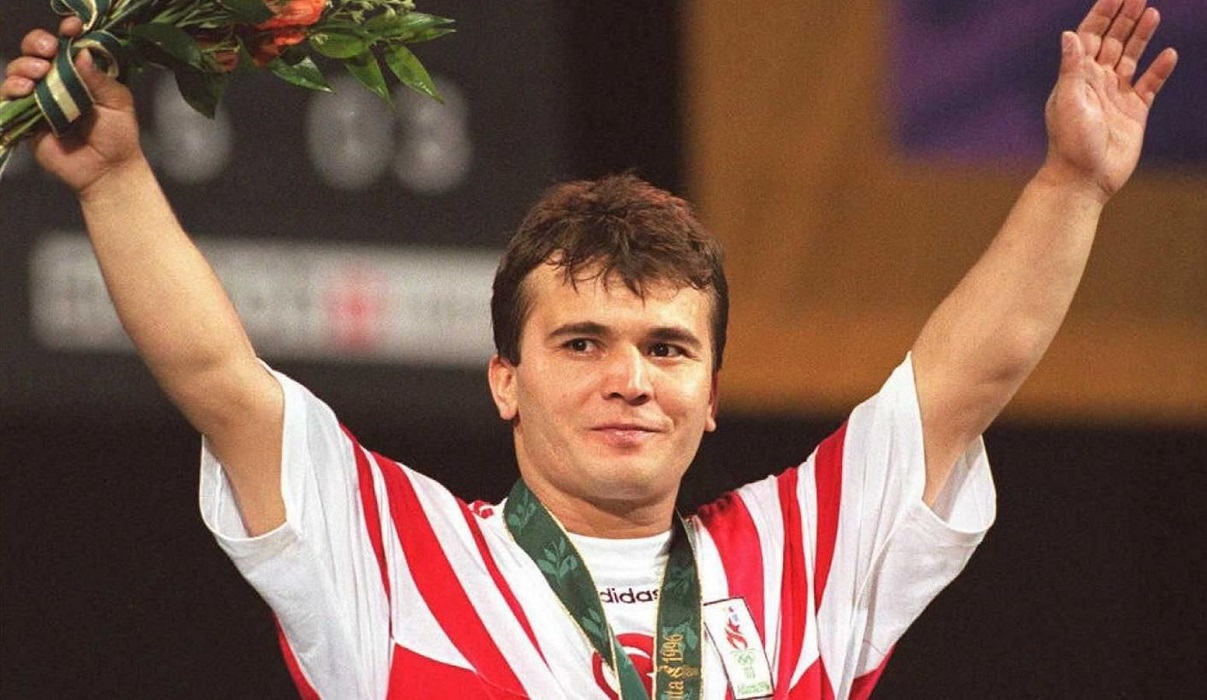 Εγκεφαλική αιμορραγία υπέστη ο Σουλεϊμάνογλου