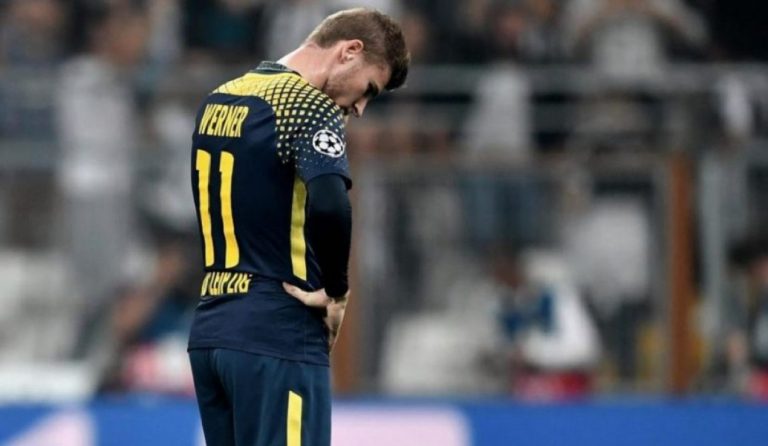 UEFA Champions League: Παίκτης της Λειψίας βγήκε αλλαγή επειδή δεν άντεχε τον θόρυβο των οπαδών της Μπεσίκτας (vd)