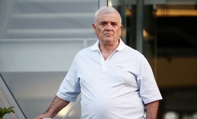 Δίπλα στους ποδοσφαιριστές της ΑΕΚ ο Μελισσανίδης