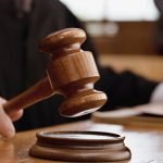 Αναστολή ενταλμάτων σύλληψης για Μπουλούτα και Φόρου