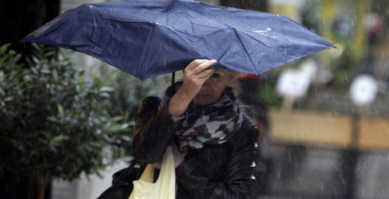 Ανεβαίνει ο αριθμός των νεκρών από την κακοκαιρία στην Πελοπόννησο