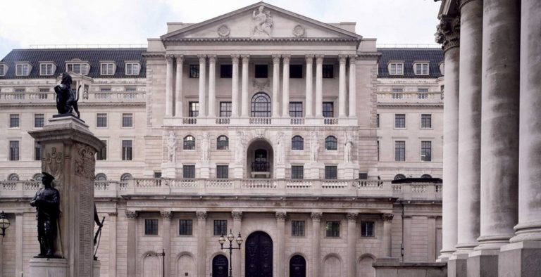 BoE: Αμετάβλητα τα επιτόκια