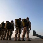 Τι απαντά το ΥΠΕΘΑ για τη μεταφορά χιλιάδων στρατιωτών στα σύνορα