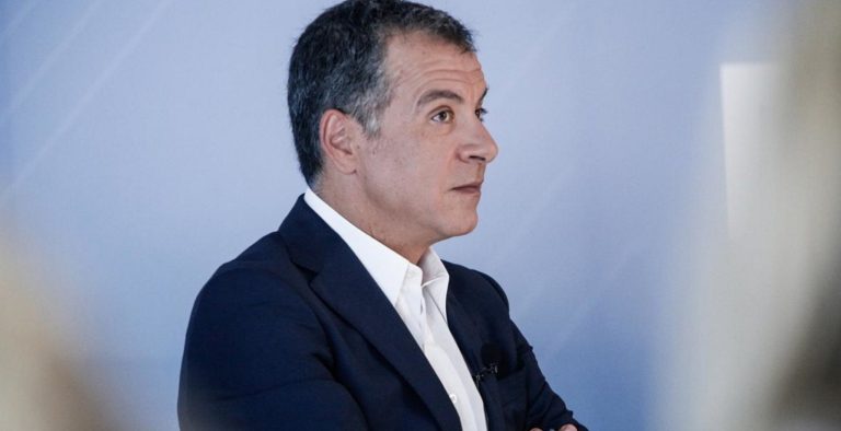 Θεοδωράκης: Ο Τσίπρας δε θα πάει άμεσα σε εκλογές