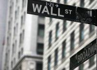 Ρευστοποιήσεις στη Wall Street