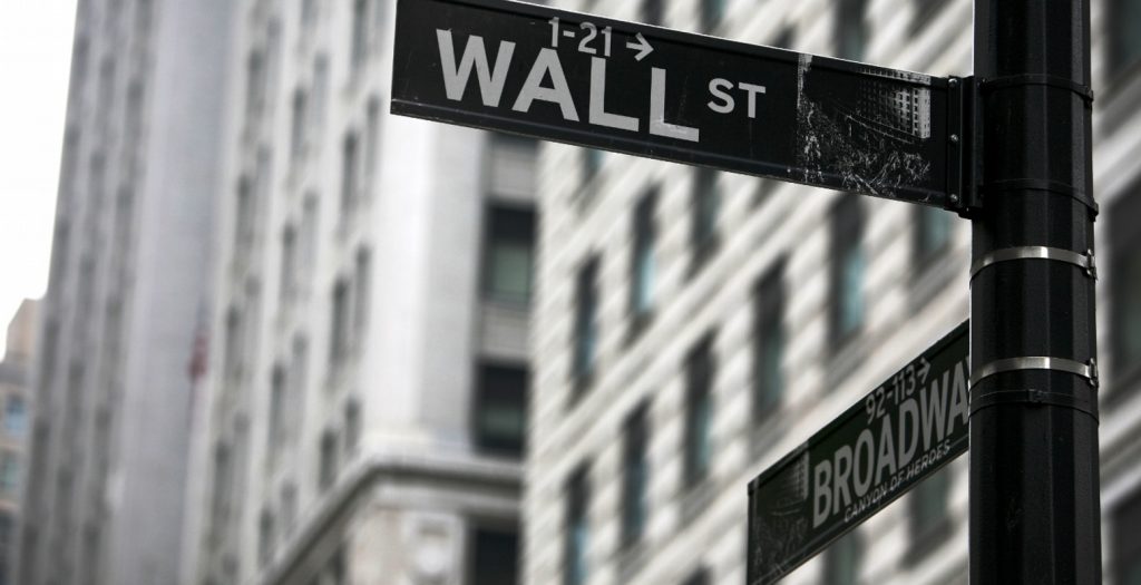 Ρευστοποιήσεις στη Wall Street