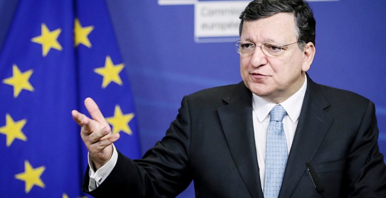 «Ξεσπαθώνει» κατά της ΕΕ ο Μπαρόζο για Goldman