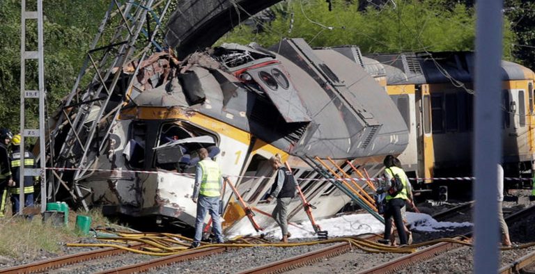Εκτροχιασμός τρένου με νεκρούς στην Ισπανία
