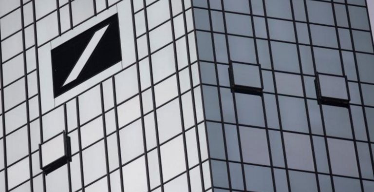 Οι ΗΠΑ θέλουν 12,5 δισ. ευρώ από την Deutsche Bank