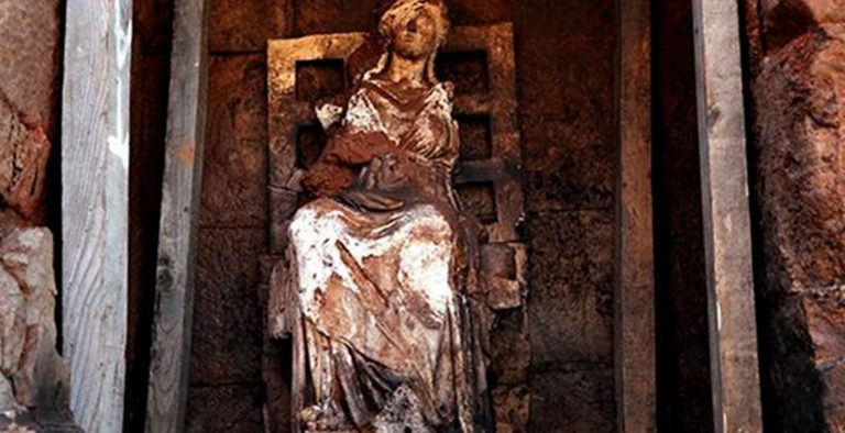 Ανακαλύφθηκε άγαλμα της θεάς Κυβέλης στα Κοτύωρα του Πόντου