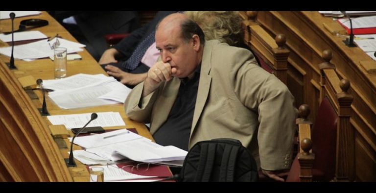 Παιδεία: «Βέτο» δανειστών στις απολύσεις ιδιωτικών εκπαιδευτικών