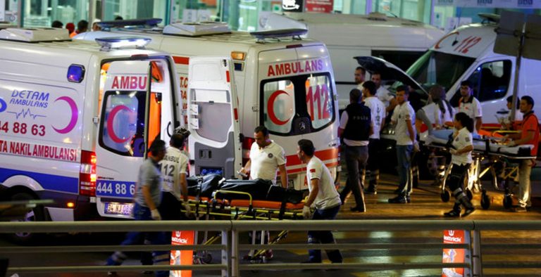 “Μακελειό” στην Τουρκία με έντεκα νεκρούς και δεκάδες τραυματίες