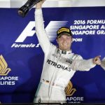 GP Σιγκαπούρης: Τρίτη συνεχόμενη νίκη για το Rosberg