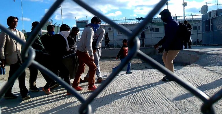 Μόρια: Ξεκινά η σύνδεση του καταυλισμού με τη μονάδα βιολογικού καθαρισμού