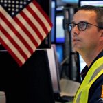 Κέρδη στη Wall με «προσμονή» για τη Fed