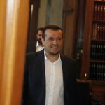 «Χαρτοπόλεμος» ανακοινώσεων Παππά – ΝΔ
