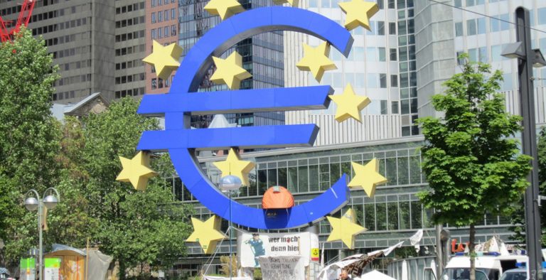 Bertelsmann – Jacques Delors: Να αλλάξει η ευρωζώνη πριν να είναι πολύ αργά