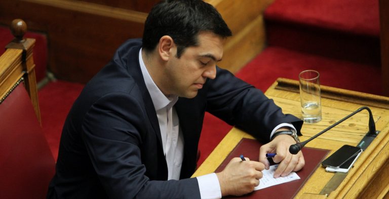 Τσίπρας στη WSJ: Σέβομαι τη Μέρκελ, αλλά το χρέος δεν θα λυθεί το 2018!