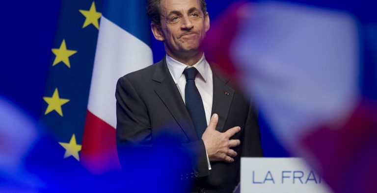 Σαρκοζί: “Άνγκελα, σου άρεσε η Lehman; Θα λατρέψεις την Ελλάδα”