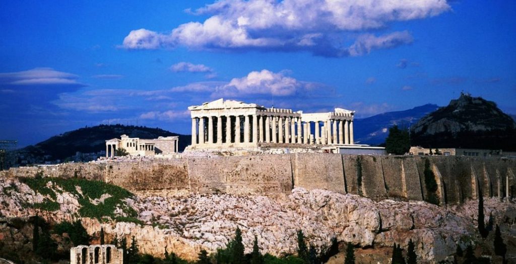 Ακρόπολη: Ξάφριζαν τους τουρίστες στην περιοχή