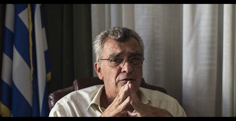 Λέσβος: Να μεταφερθούν οι πρόσφυγες στην ηπειρωτική Ελλάδα