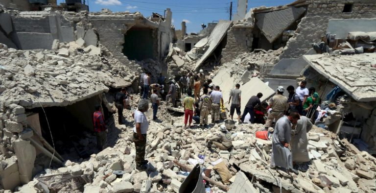 Συρία: Συνέχεια των βομβαρδισμών στο Χαλέπι