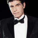 “Ας ερχόσουν για λίγο” στο θέατρο Ακροπόλ