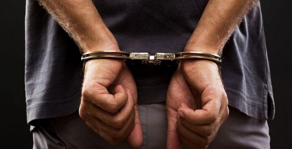Συνελήφθη για εισαγωγή ναρκωτικών μέσω ΕΛΤΑ