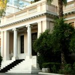 Μαξίμου: Παρωδία η πρόταση της ΝΔ για τα κανάλια